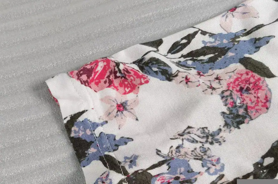 Floral Print Jersey Tee manufactured by Belleza