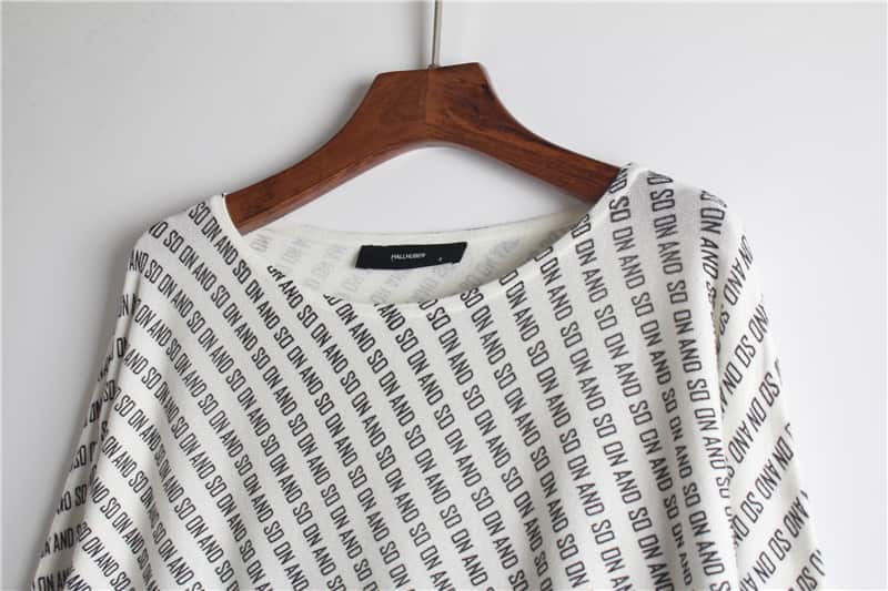Print Words Knitting Tops manufactured by Belleza — 80% Viscose · 20% Nylon, 14GG — view 2