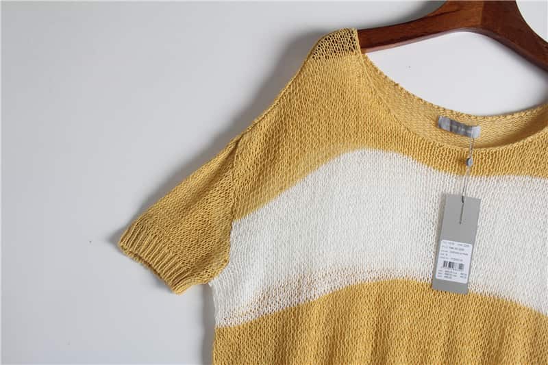 Stripe Hollowing Sweater manufactured by Belleza — 74% Cotton · 26% Nylon, 5GG — view 2
