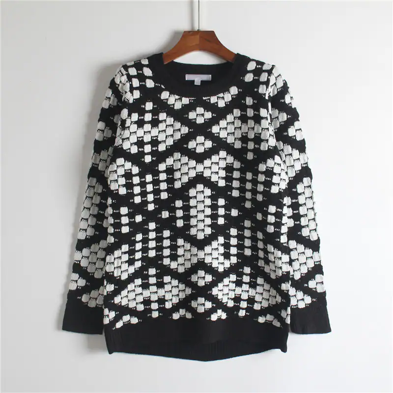 Geometric Jacquard Pullover manufactured by Belleza — 72% Acrylic · 28% Polyester, 7GG