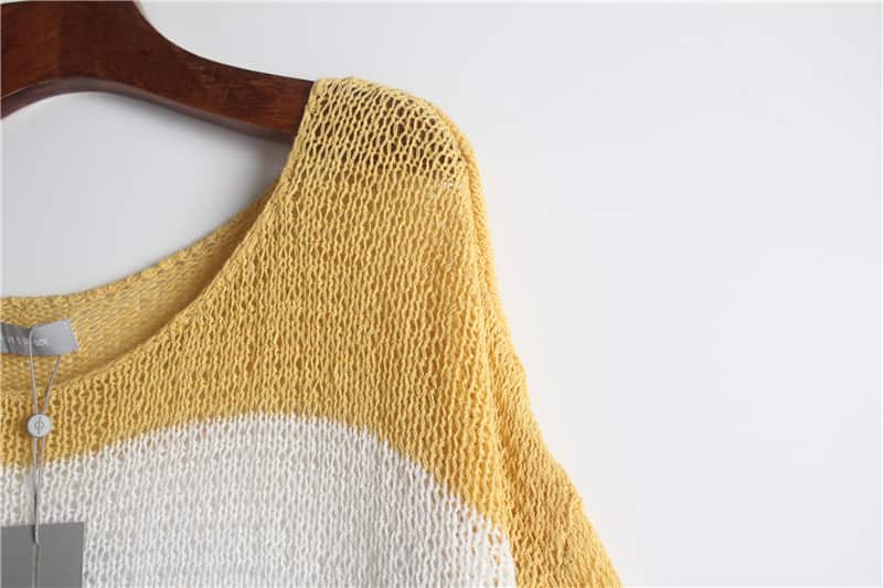 Stripe Hollowing Sweater — Knitwear manufactured by Belleza