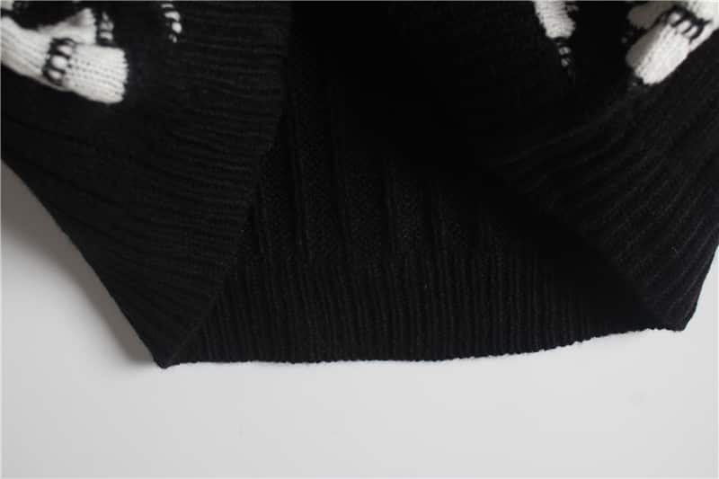 Keyboard Jacquard Knitwear manufactured by Belleza — 72% Acrylic · 28% Polyester, 7GG — view 6
