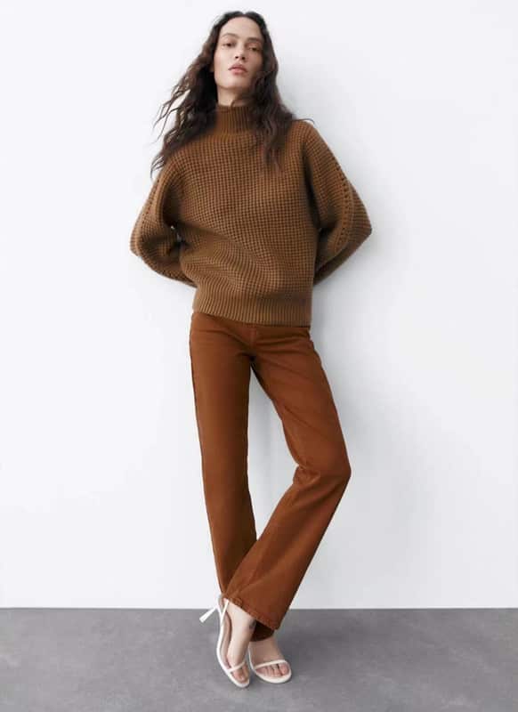Sleeve Cable Pullover — Knitwear manufactured by Belleza
