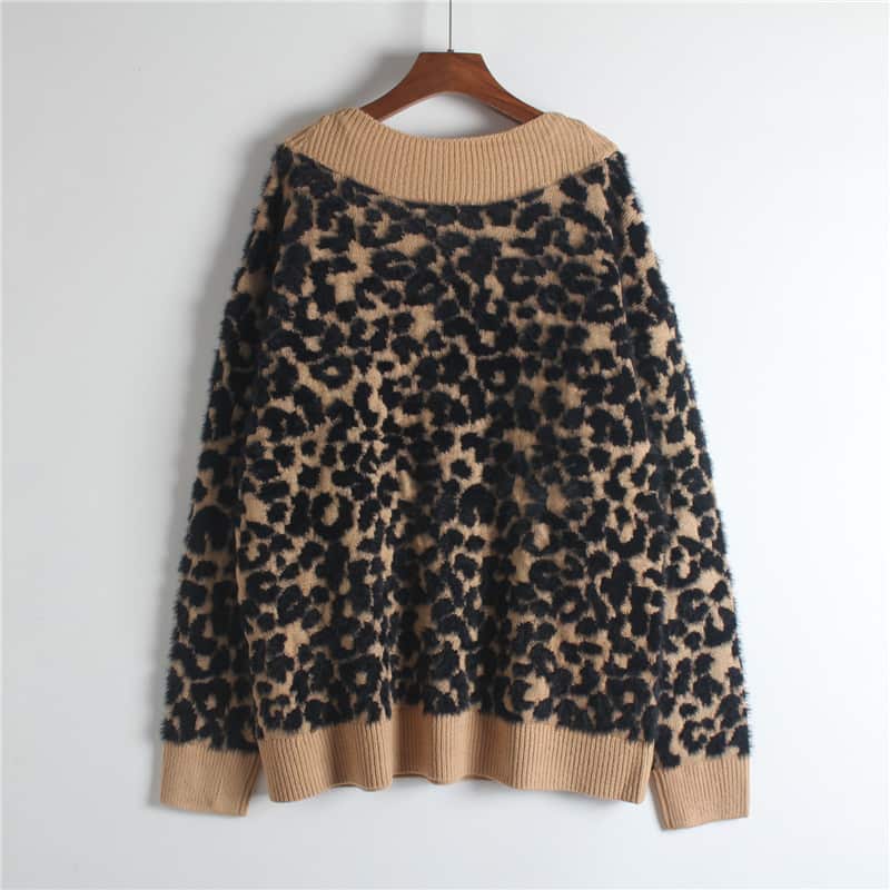 Animal Jacquard Pullover manufactured by Belleza — 64% Nylon · 36% Acrylic, 5GG — view 7