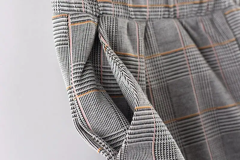 Checked Trousers manufactured by Belleza — view 4