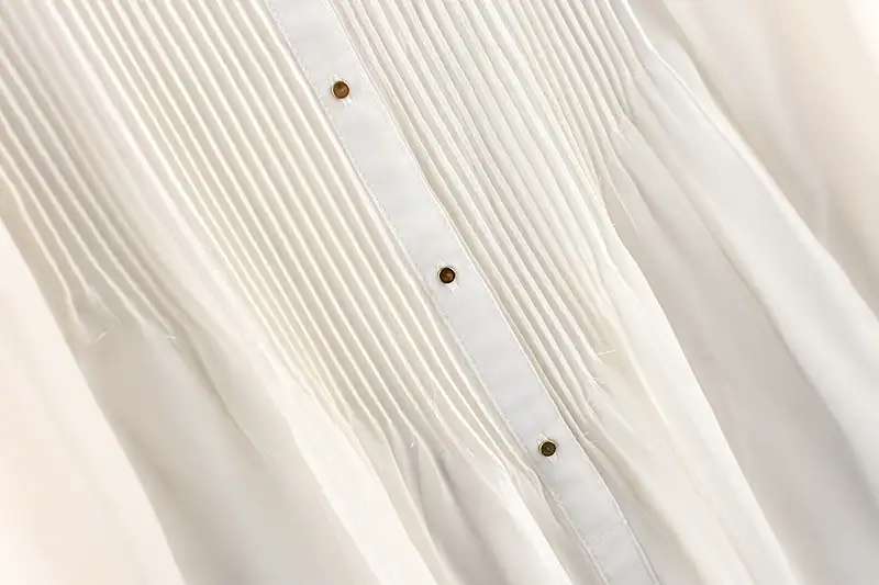 Pintuck Crepe Blouse manufactured by Belleza — view 2