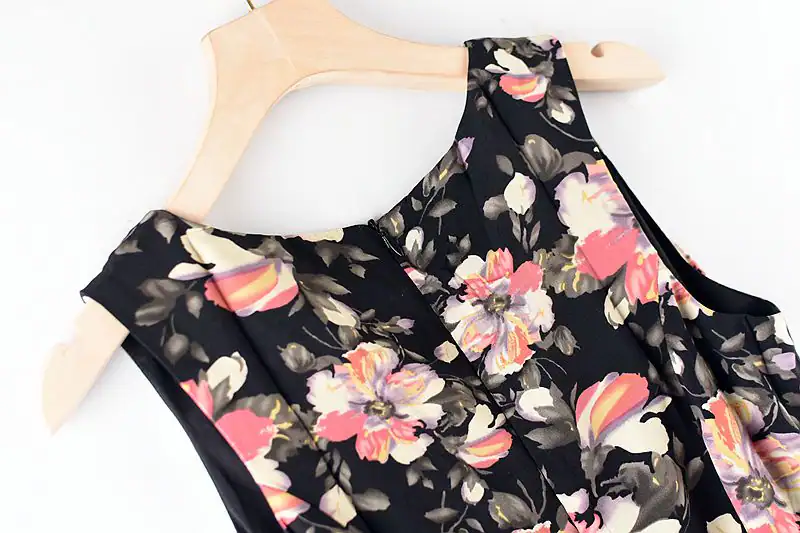 Floral Fit-and-Flare Dress manufactured by Belleza — view 4